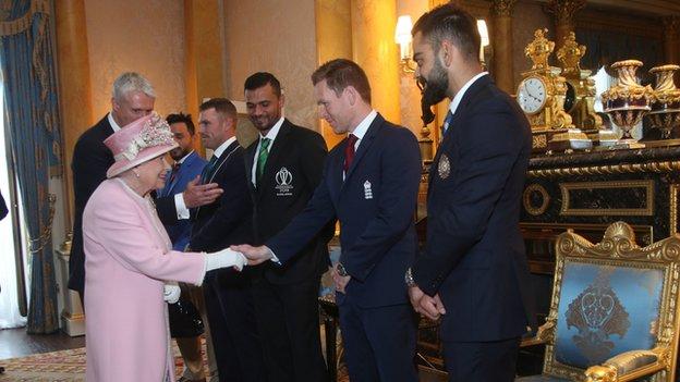 England captain Eoin Morgan meets the Queen