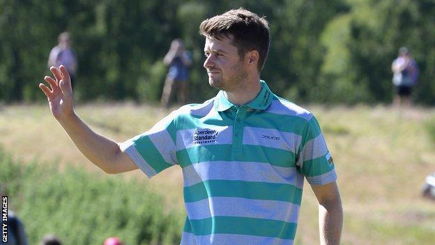 David Law celebrates winning the Scottish Hydro Challenge