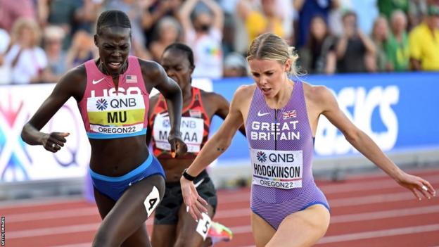 American Athing Mu and Great Britain's Keely Hodgkinson dip for the line in the women's 800m final at the World Championships