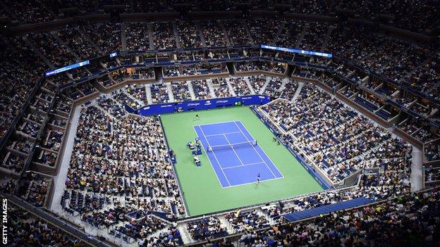 A night match on Arthur Ashe Stadium at the 2021 US Open