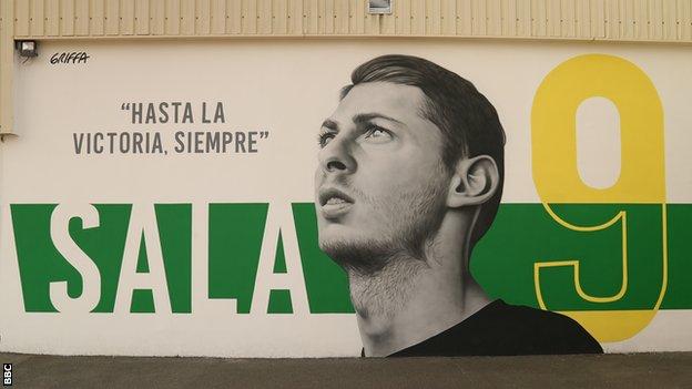 Emiliano Sala mural in Nantes