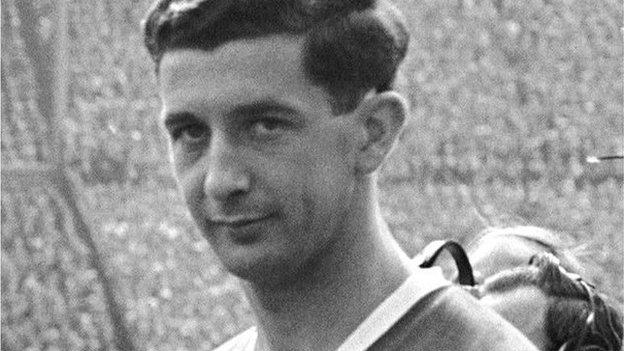 Freddie Goodwin played for Manchester United in the 1958 FA Cup final against Bolton Wanderers, in the year of the Munich Air Crash