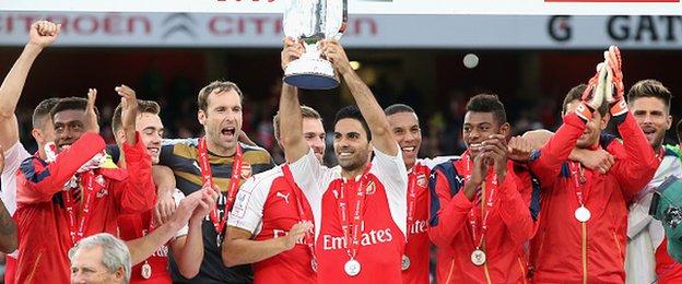 Arsenal win the Emirates Cup