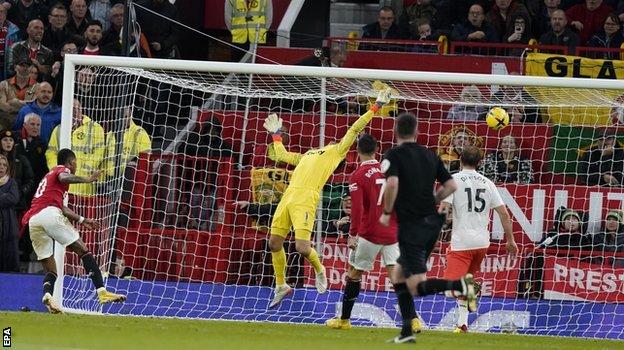 Marcus Rashford scores Manchester United's winner against West Ham