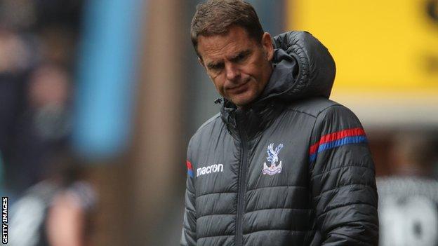 De Boer a duré quelques semaines en tant que patron de Palace après avoir succédé à Sam Allardyce