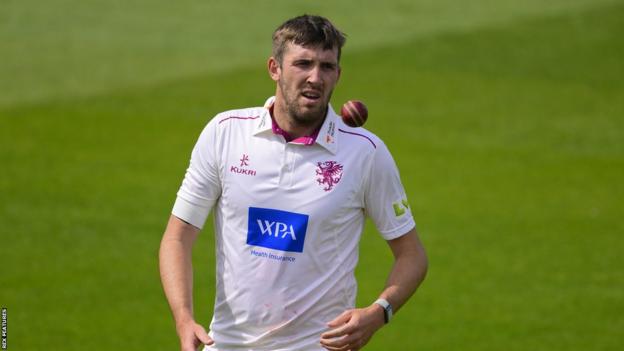 Craig Overton playing for Somerset