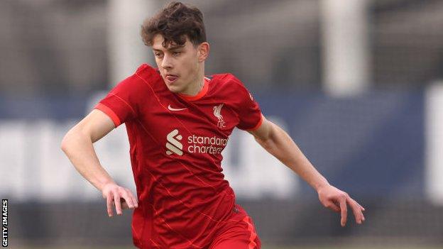 Owen Beck: Liverpool youngster in Portuguese loan move - BBC Sport