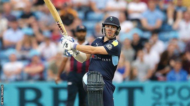 Travis Head: Australia call up Yorkshire batsman for Sri Lanka one-day ...