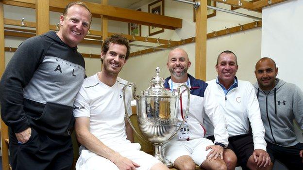 Andy Murray and his team celebrate the Scot winning the Queen's title in 2016