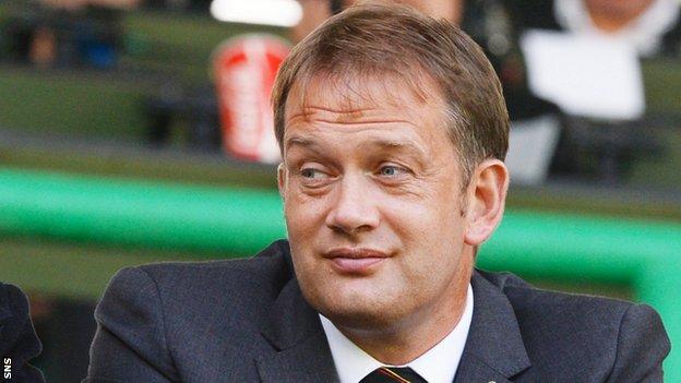 Partick Thistle Alan Archibald hopes Ian Maxwell stays at Firhill