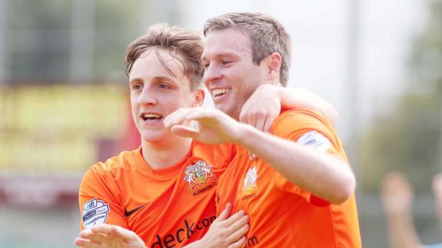 Joel Cooper celebrates his first goal for Glenavon with team-mate Kevin Braniff in the 3-0 win at Warrenpoint Town