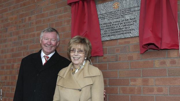 Sir Alex Ferguson and Cathy Ferguson at the unveiling of Sir Alex's statue