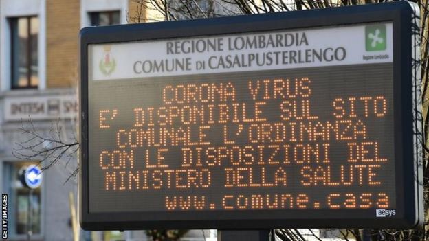 An Italian municipal information sign urging residents to read Ministry of Health advice regarding coronavirus