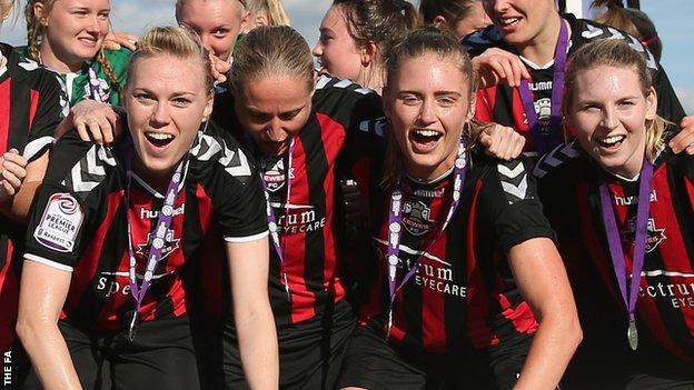 Lewes Women celebrate winning The FA Women's Premier League Plate