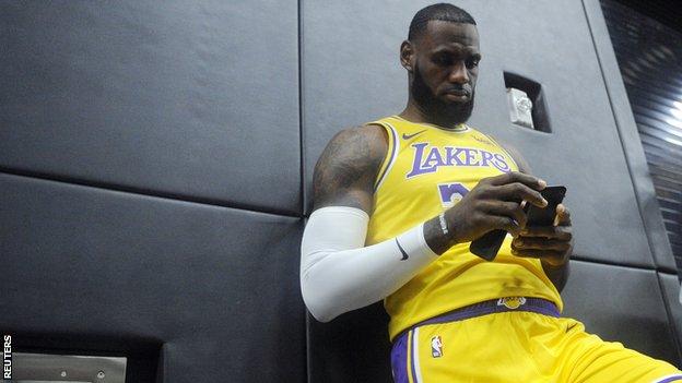 LeBron James: LA Lakers move for basketball, not movies says NBA star - BBC  Sport