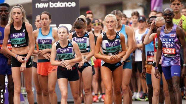 Eilish McColgan and Mo Farah