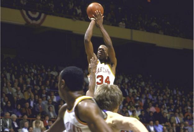 Len Bias shoots portion    playing for the University of Maryland