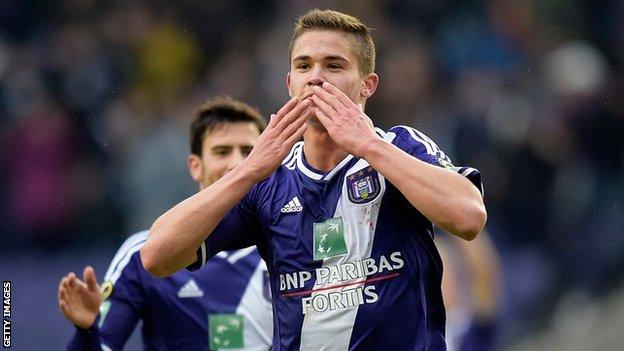 Leander Dendoncker to discuss Anderlecht future after time with Belgium, Football News