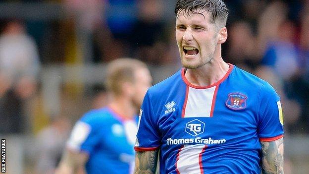 Brennan Dickenson: Carlisle United midfielder signs new deal - BBC Sport