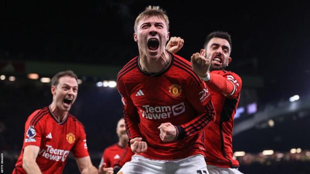 Rasmus Hojlund celebrates for Manchester United