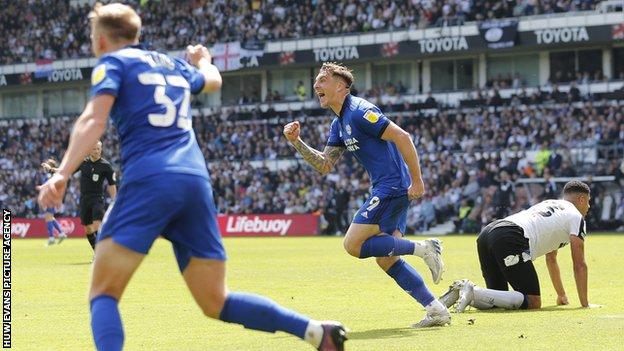 Cardiff City back on the winning trail as Derby County stumble in