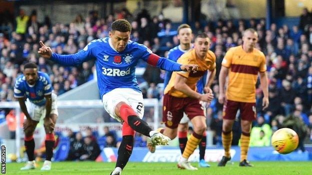 Le capitaine des Rangers James Tavernier a été directement impliqué dans huit buts lors de ses neuf derniers matchs de championnat contre Motherwell (quatre buts, quatre passes décisives).