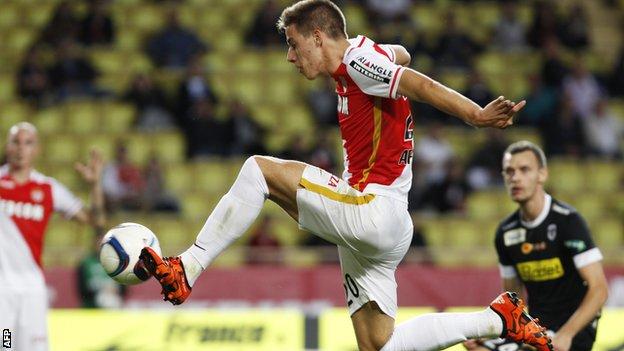 Mario Pasalic scores for Monaco against Angers
