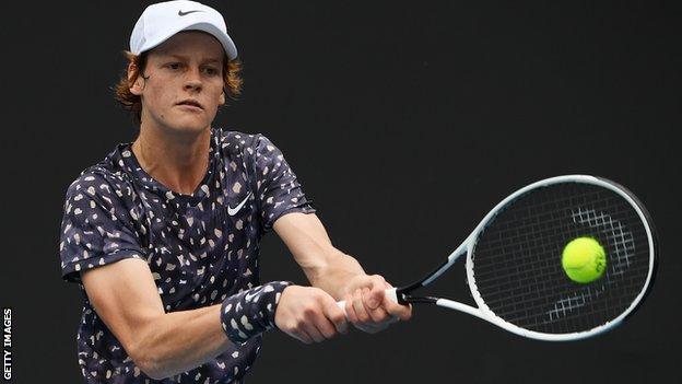 Australian Open Jannik Sinner Progresses After Roger Federer Praise Bbc Sport