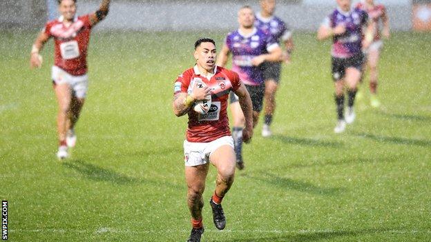 Salford Red Devils Ken Sio on the ball during the Betfred Super