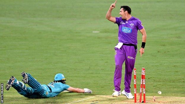 Mark Steketee run out