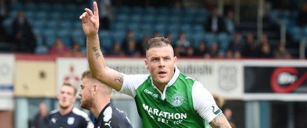 Hibs' Anthony Stokes celebrates