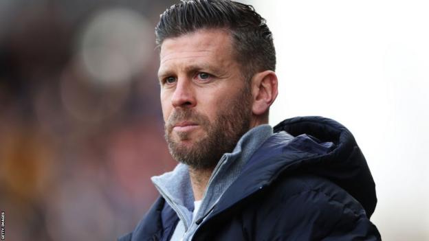 Luke Garrard: Boreham Wood manager to leave at end of season - BBC Sport