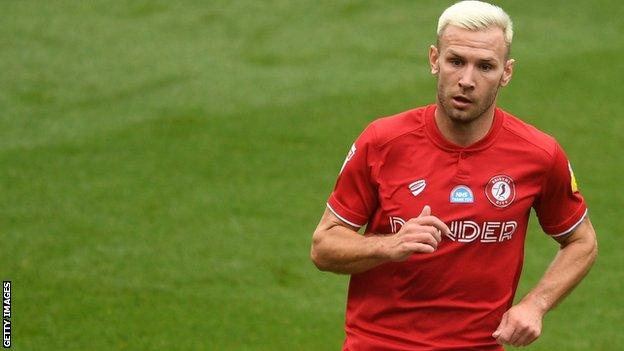 Andreas Weimann: Bristol City forward signs new three-year contract - BBC Sport