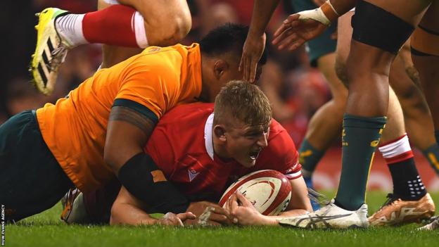 Jac Morgan scores against Australia