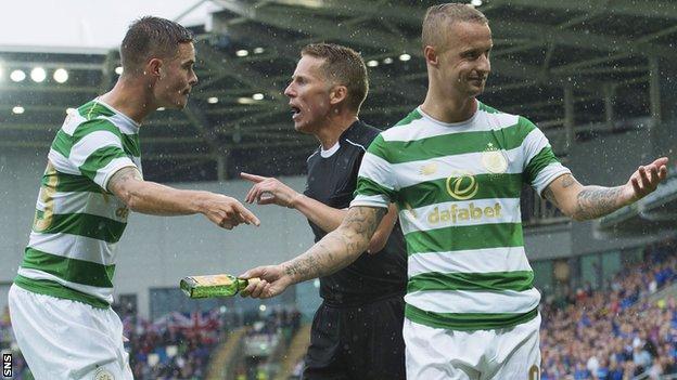 Leigh Griffiths (right)