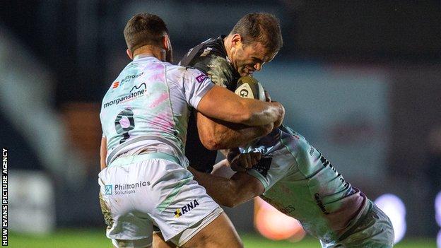 Jamie Roberts scored one of Dragons' two tries in their Pro14 defeat to Ospreys