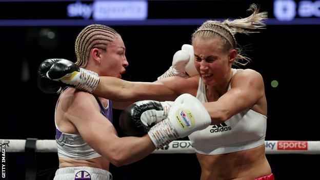 Lauren Price earns first stoppage win over Timea Belik - BBC Sport