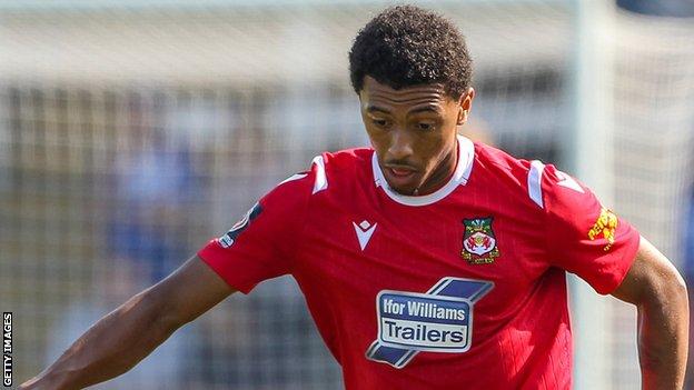 Chorley 0-2 Wrexham - BBC Sport