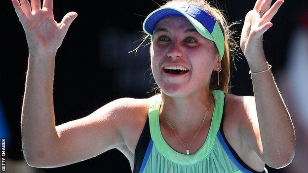 Australian Open Sofia Kenin Beats Ashleigh Barty To Make Final Bbc Sport