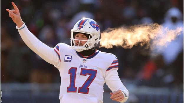 NFL Thanksgiving: Buffalo Bills, Dallas Cowboys & Minnesota Vikings all win  - BBC Sport