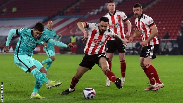 Sheffield United 0 2 Liverpool Reds Hit 7 000th League Goal To Close On Top Four Bbc Sport