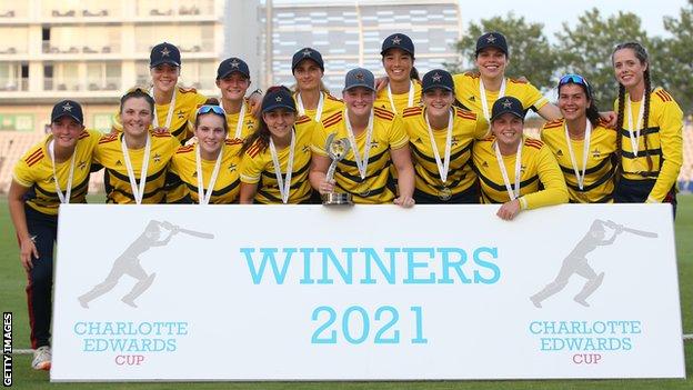 South East Stars celebrate 2021 Charlotte Edwards Cup win