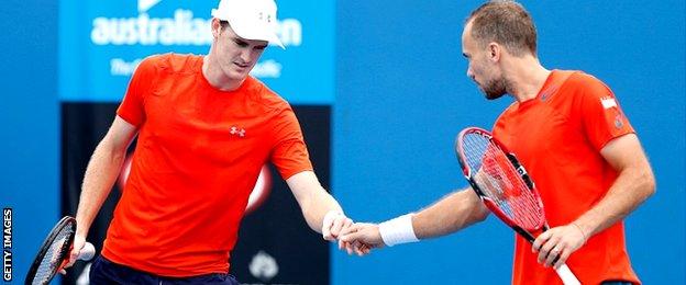 Jamie Murray of Great Britain and Bruno Soares of Brazil