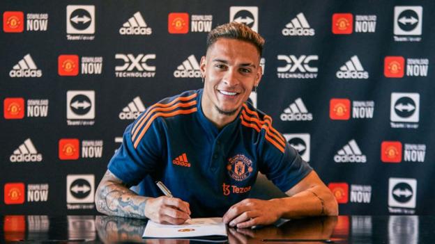 Manchester United new signing Antony