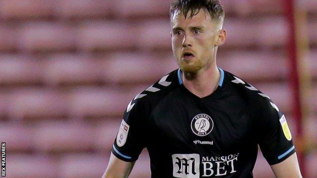 Robbie Cundy: Barnsley sign Bristol City defender on two-year deal - BBC Sport