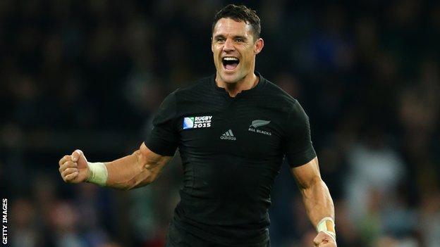 Dan Carter: All Blacks great retires from professional rugby - BBC Sport