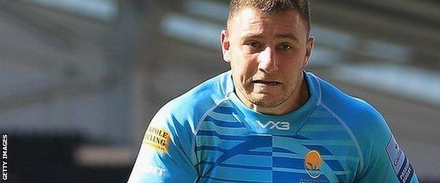 Duncan Weir was Worcester's other two-try scorer at Welford Road, also kicking three conversions and two penalties for a 22-point haul