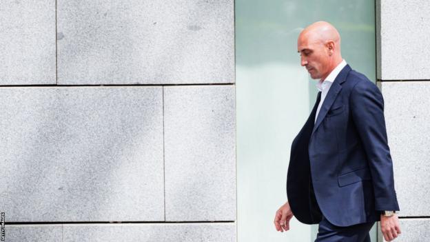 Luis Rubiales arrives in court