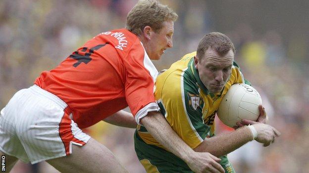 Donegal's Adrian Sweeney battles with Armagh's Francie Bellew in the 2003 All-Ireland semi-final