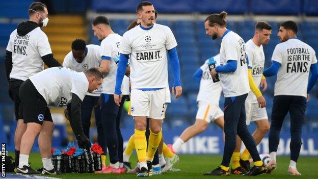 Brighton players wore anti-European Super League t-shirts in the warm-up